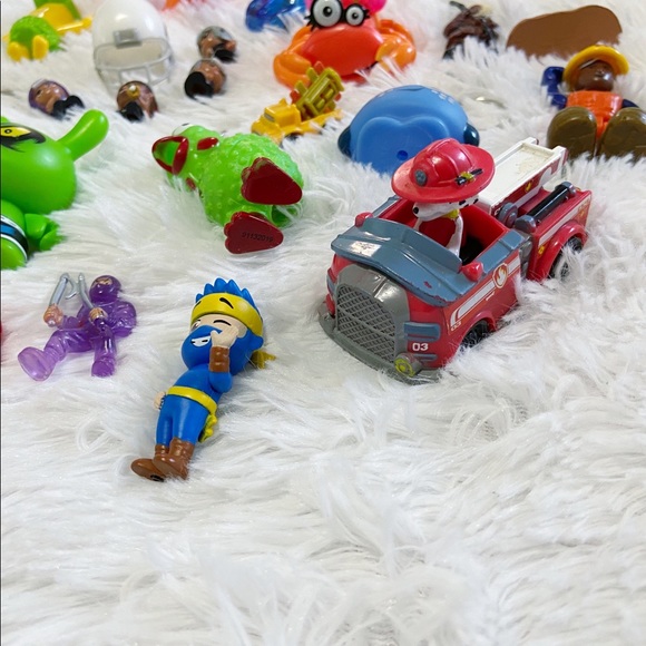 Lot of Mixed Toys - 25 Boy Toys - Picture 3 of 5
